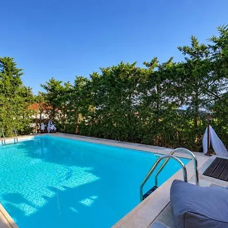 Eleni - Eretria's Gem With Private Pool * Erétria