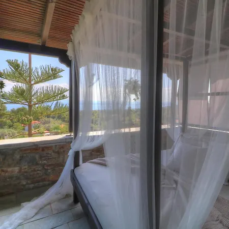 Villa Eleni - Eretria's Gem With Private Pool Erétria